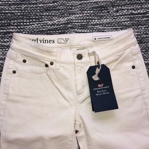 Off white ankle length skinny jeans. NEW WITH TAGS